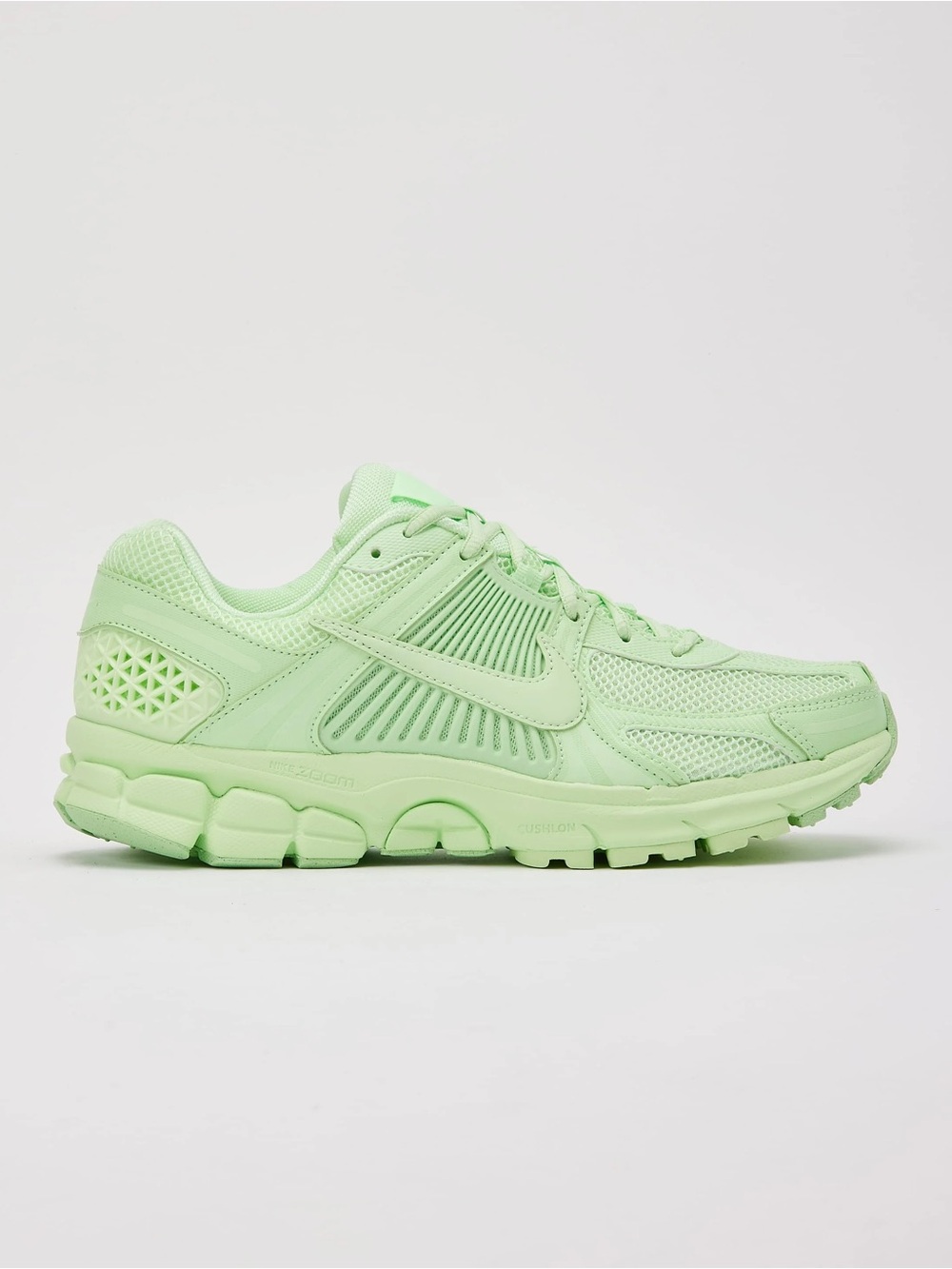MENS NIKE ZOOM VOMERO 5